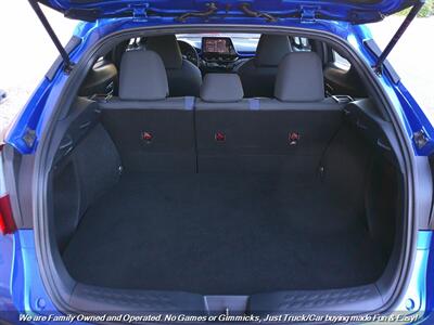 2020 Toyota C-HR XLE   - Photo 10 - Mesa, AZ 85202