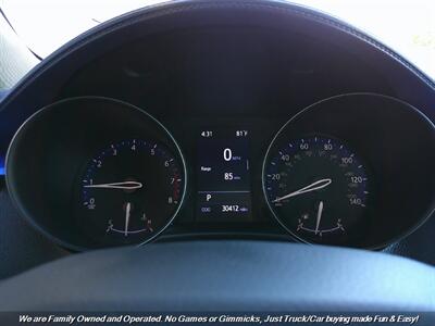 2020 Toyota C-HR XLE   - Photo 11 - Mesa, AZ 85202
