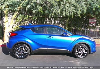 2020 Toyota C-HR XLE   - Photo 5 - Mesa, AZ 85202