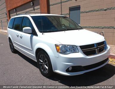 2017 Dodge Grand Caravan SXT   - Photo 1 - Mesa, AZ 85202