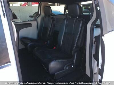 2017 Dodge Grand Caravan SXT   - Photo 19 - Mesa, AZ 85202