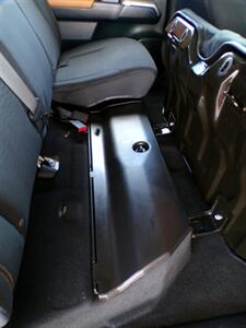 2016 Toyota Tacoma Double Cab SR5 V6 - Photo 23 - Mesa, AZ 85202