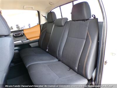 2016 Toyota Tacoma Double Cab SR5 V6 - Photo 21 - Mesa, AZ 85202