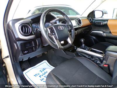 2016 Toyota Tacoma Double Cab SR5 V6 - Photo 13 - Mesa, AZ 85202