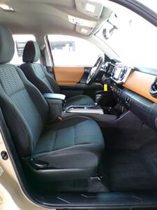 2016 Toyota Tacoma Double Cab SR5 V6 - Photo 29 - Mesa, AZ 85202