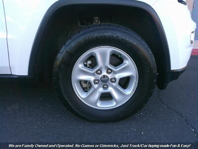 2017 Jeep Grand Cherokee Laredo - Photo 43 - Mesa, AZ 85202