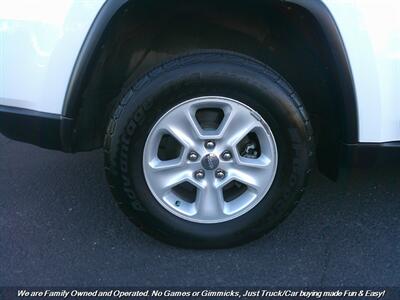 2017 Jeep Grand Cherokee Laredo - Photo 44 - Mesa, AZ 85202