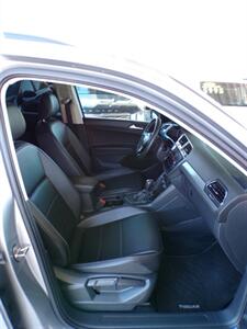 2021 Volkswagen Tiguan SE - Photo 31 - Mesa, AZ 85202