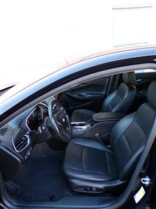 2019 Chevrolet Malibu LT   - Photo 15 - Mesa, AZ 85202