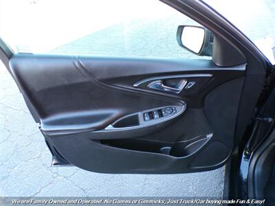 2019 Chevrolet Malibu LT   - Photo 12 - Mesa, AZ 85202