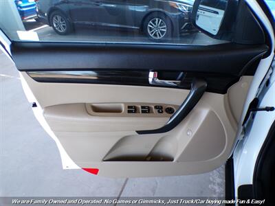 2012 Kia Sorento LX   - Photo 14 - Mesa, AZ 85202