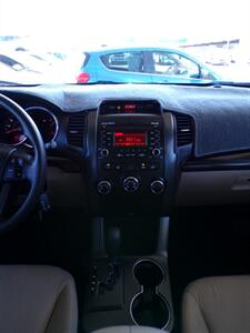 2012 Kia Sorento LX   - Photo 40 - Mesa, AZ 85202