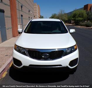 2012 Kia Sorento LX   - Photo 2 - Mesa, AZ 85202