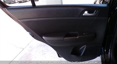 2020 Kia Sportage LX   - Photo 13 - Mesa, AZ 85202
