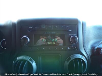 2015 Jeep Wrangler Unlimited Sport   - Photo 35 - Mesa, AZ 85202