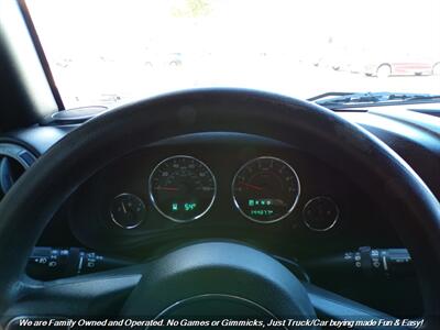 2015 Jeep Wrangler Unlimited Sport   - Photo 10 - Mesa, AZ 85202