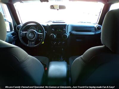 2015 Jeep Wrangler Unlimited Sport   - Photo 29 - Mesa, AZ 85202