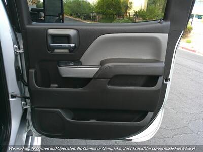 2017 Chevrolet Silverado 2500 Crew Cab LT 4X4   - Photo 35 - Mesa, AZ 85202