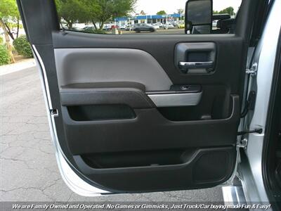 2017 Chevrolet Silverado 2500 Crew Cab LT 4X4   - Photo 20 - Mesa, AZ 85202