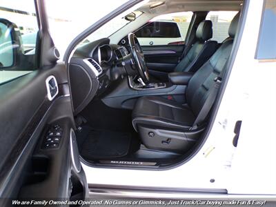 2020 Jeep Grand Cherokee Summit - Photo 14 - Mesa, AZ 85202