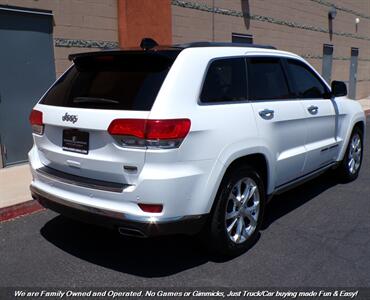 2020 Jeep Grand Cherokee Summit - Photo 8 - Mesa, AZ 85202