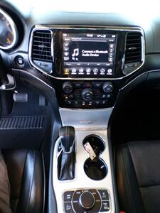 2020 Jeep Grand Cherokee Summit - Photo 29 - Mesa, AZ 85202