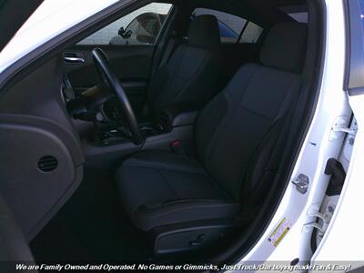 2021 Dodge Charger SXT   - Photo 12 - Mesa, AZ 85202