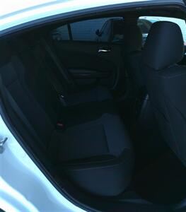 2021 Dodge Charger SXT   - Photo 20 - Mesa, AZ 85202