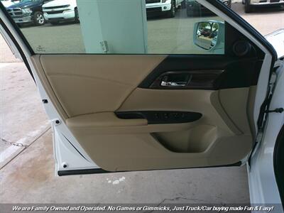 2016 Honda Accord EX w/Honda Sensing   - Photo 12 - Mesa, AZ 85202