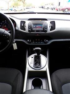 2015 Kia Sportage LX   - Photo 33 - Mesa, AZ 85202