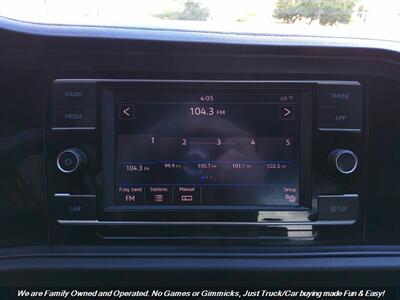 2019 Volkswagen Jetta SE - Photo 34 - Mesa, AZ 85202