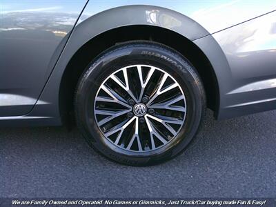 2019 Volkswagen Jetta SE - Photo 45 - Mesa, AZ 85202