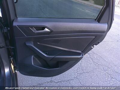 2019 Volkswagen Jetta SE - Photo 25 - Mesa, AZ 85202