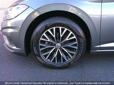 2019 Volkswagen Jetta SE - Photo 44 - Mesa, AZ 85202