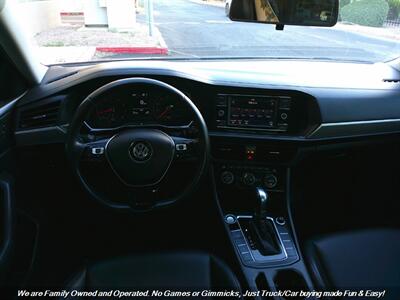 2019 Volkswagen Jetta SE - Photo 32 - Mesa, AZ 85202