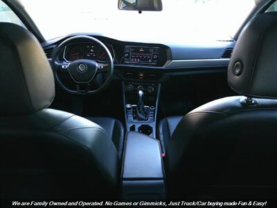 2019 Volkswagen Jetta SE - Photo 30 - Mesa, AZ 85202