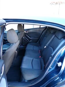 2014 Mazda Mazda3 i Sport   - Photo 19 - Mesa, AZ 85202