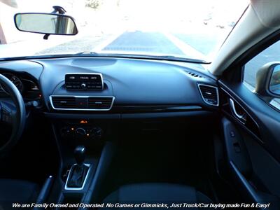 2014 Mazda Mazda3 i Sport   - Photo 31 - Mesa, AZ 85202
