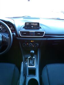 2014 Mazda Mazda3 i Sport   - Photo 33 - Mesa, AZ 85202