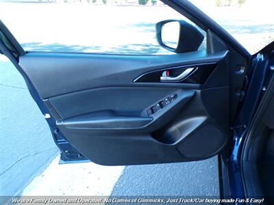 2014 Mazda Mazda3 i Sport   - Photo 12 - Mesa, AZ 85202