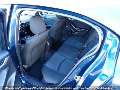 2014 Mazda Mazda3 i Sport   - Photo 18 - Mesa, AZ 85202