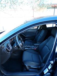 2014 Mazda Mazda3 i Sport   - Photo 15 - Mesa, AZ 85202