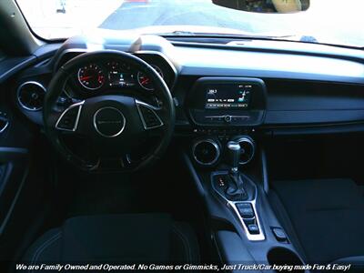 2016 Chevrolet Camaro LT   - Photo 26 - Mesa, AZ 85202