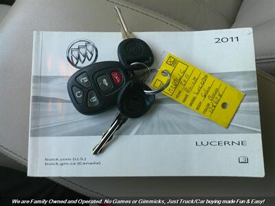 2011 Buick Lucerne CXL   - Photo 38 - Mesa, AZ 85202