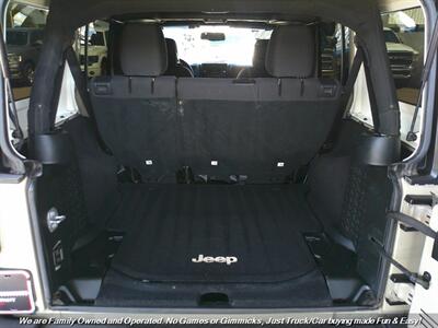 2017 Jeep Wrangler Sport S   - Photo 11 - Mesa, AZ 85202