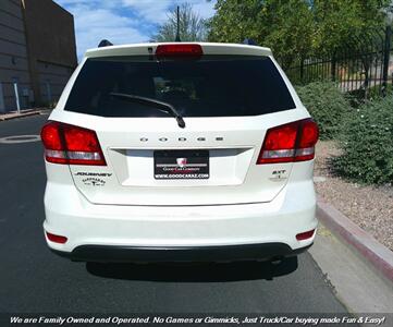 2018 Dodge Journey SXT   - Photo 4 - Mesa, AZ 85202