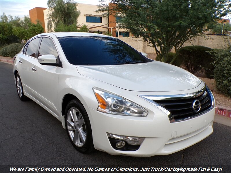 2014 Nissan Altima 2.5 SV   - Photo 1 - Mesa, AZ 85202