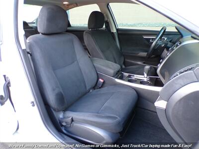2014 Nissan Altima 2.5 SV - Photo 25 - Mesa, AZ 85202