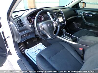 2014 Nissan Altima 2.5 SV - Photo 13 - Mesa, AZ 85202