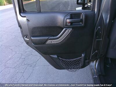 2017 Jeep Wrangler Sport S   - Photo 15 - Mesa, AZ 85202